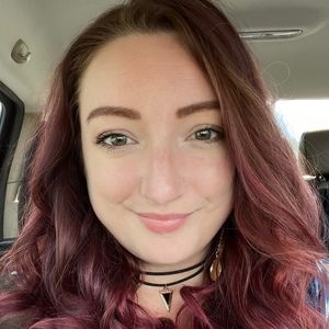 Meet your Posher, Abigail